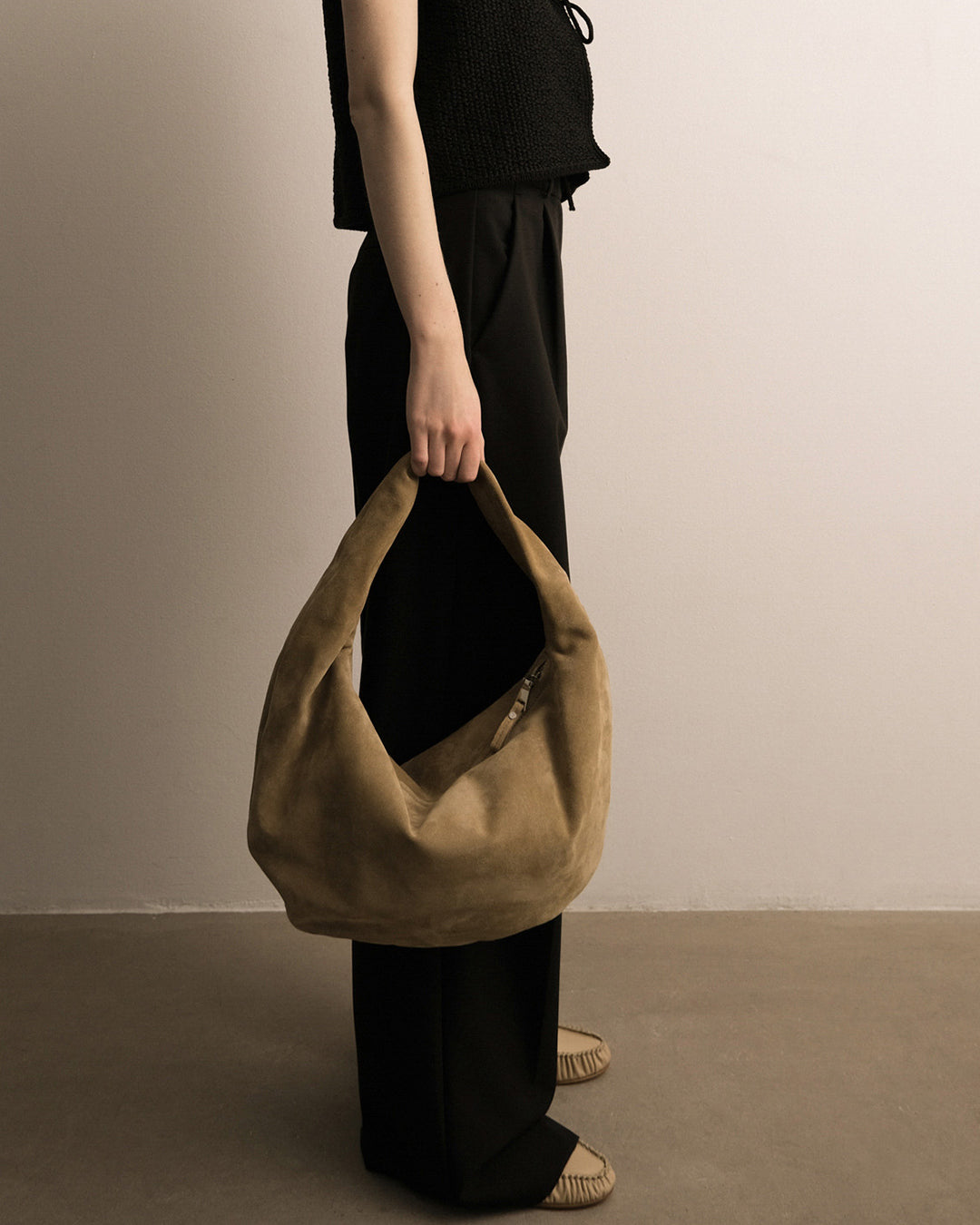 Alva Shoulder Bag Suede Sand