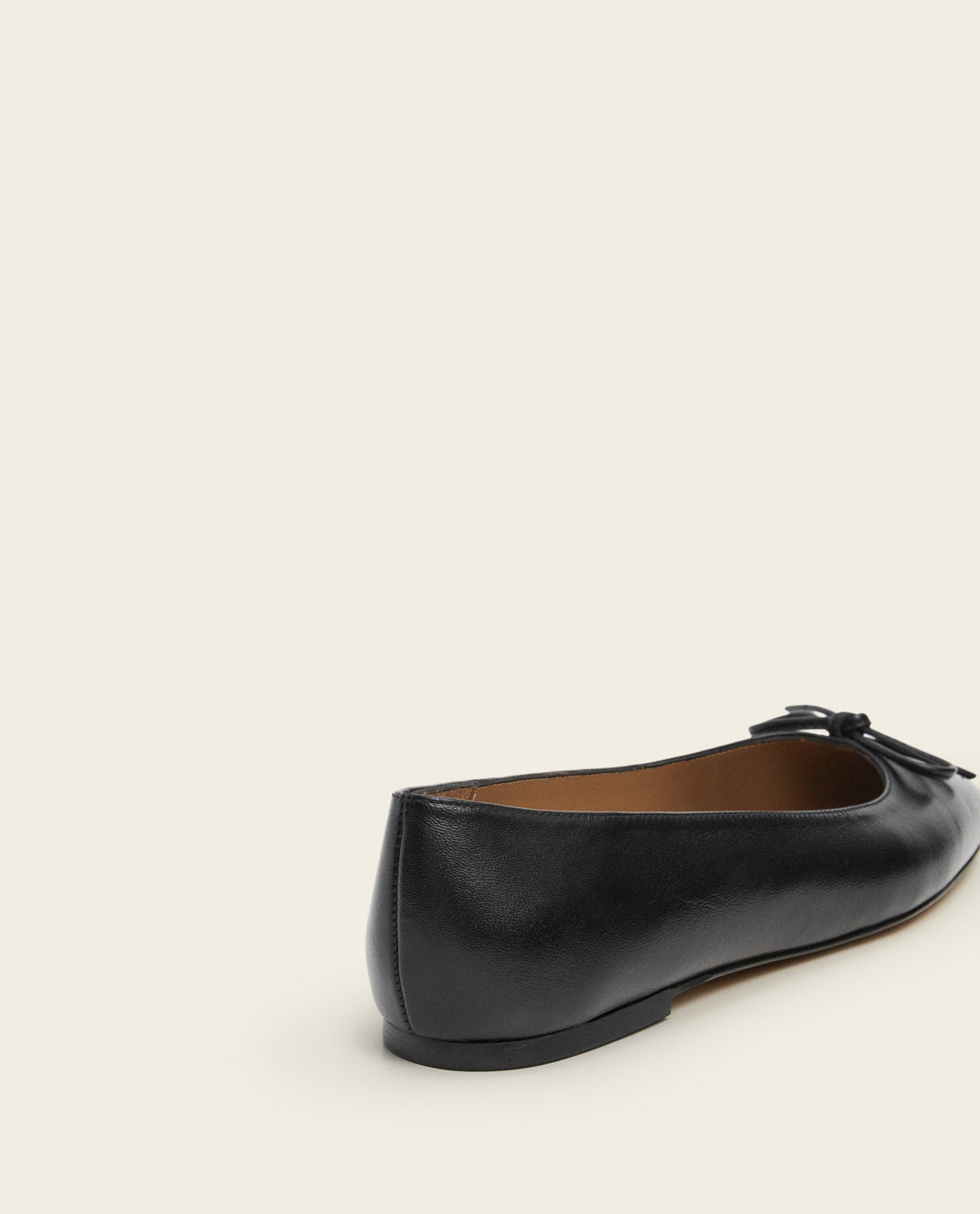 Bodil Leather Black