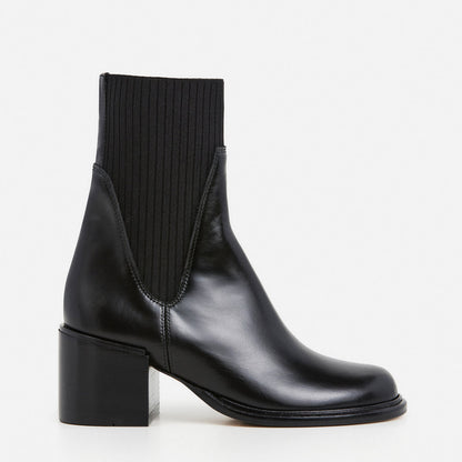 Quinn Leather Black