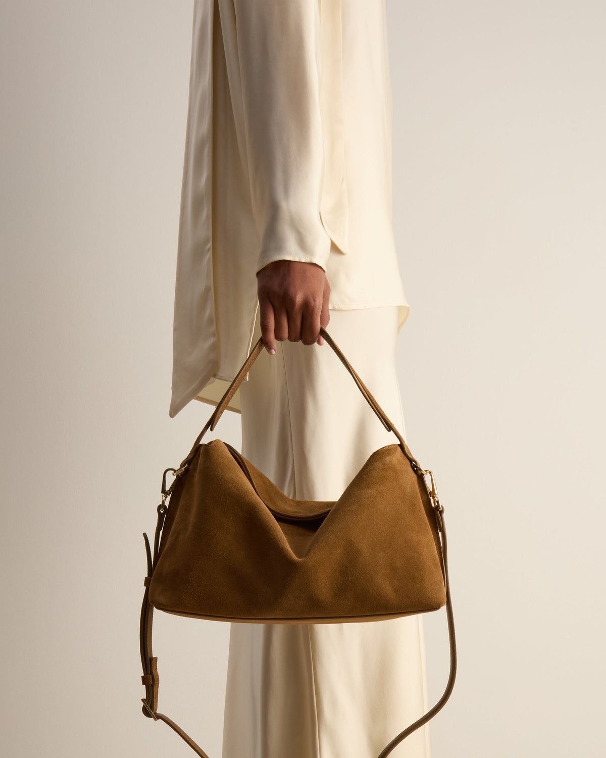 Hera Handbag Suede Wet Sand